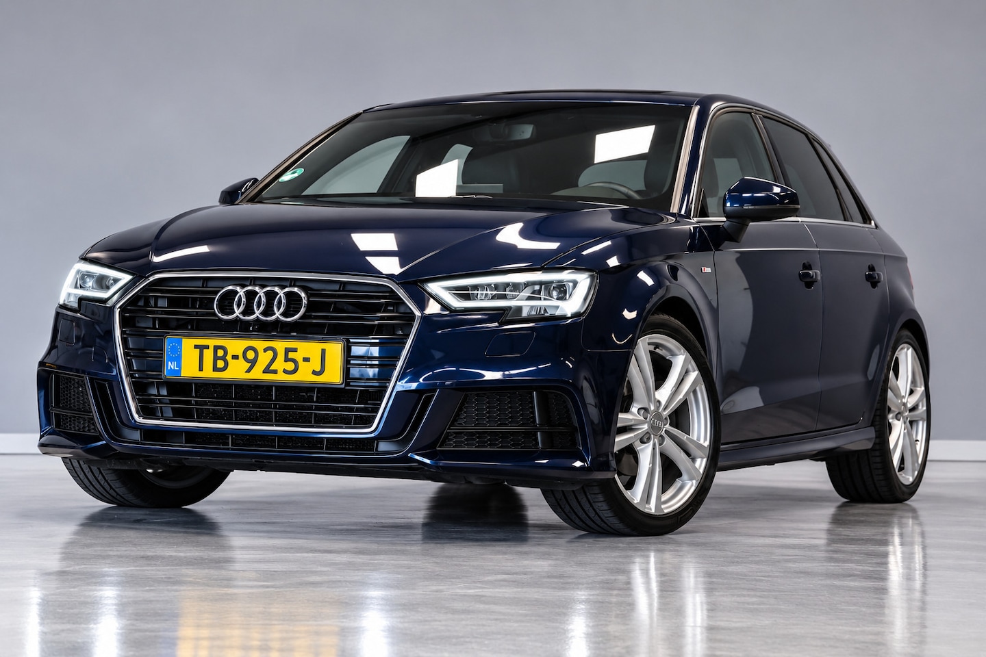 Audi A3 Sportback - 1.5 TFSI CoD Sport S Line Edition|CLimate|Cruise| - AutoWereld.nl