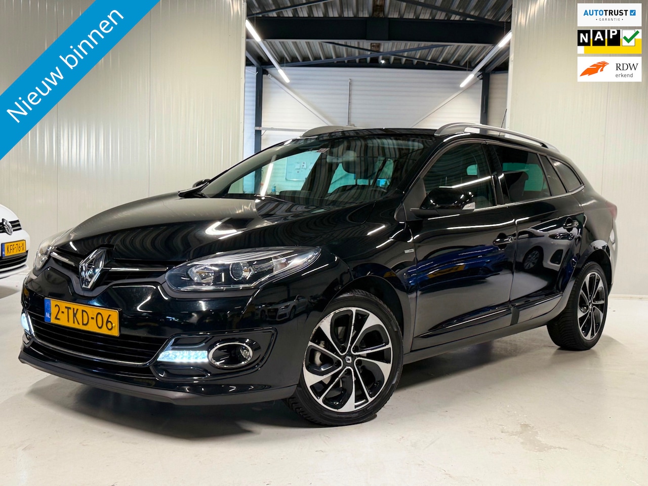 Renault Mégane Estate - 1.2 TCe 116PK Bose|Navi|Led|Facelift!! - AutoWereld.nl