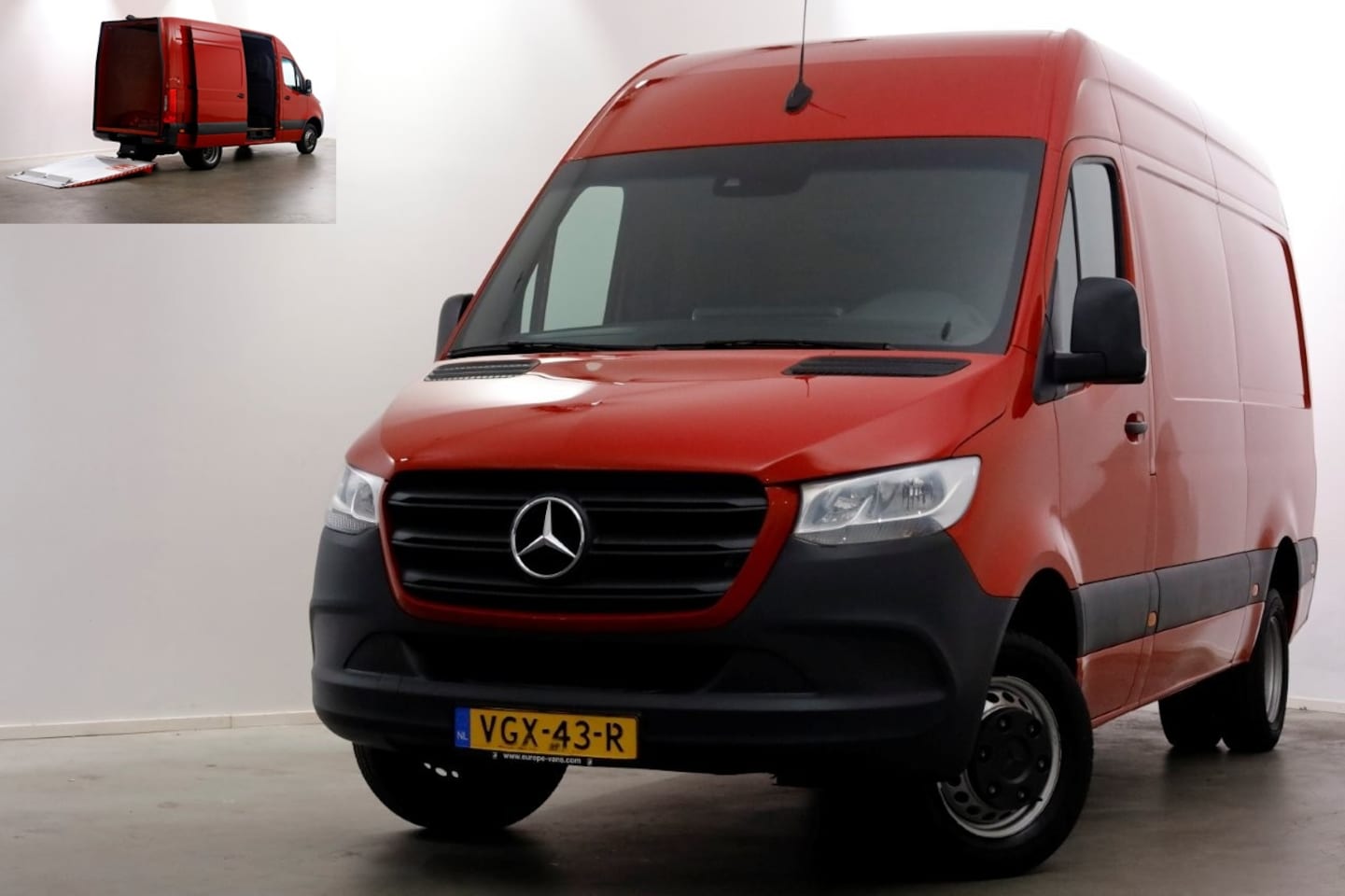 Mercedes-Benz Sprinter - 514 CDI 143pk 7G Automaat L2H2 Laadklep 500kg 10-2020 - AutoWereld.nl