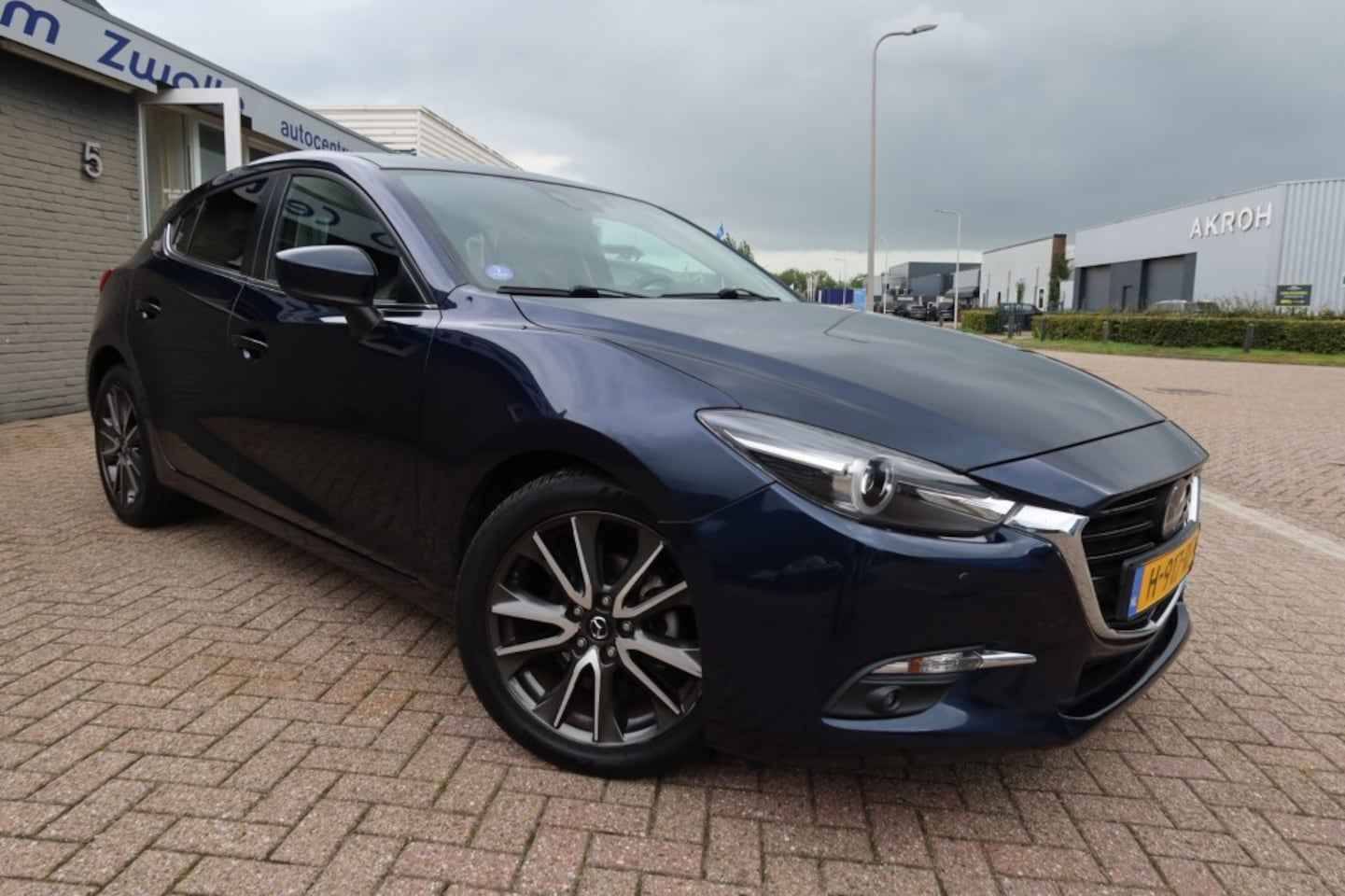 Mazda 3 - 2.0 TS 2.0 TS, LEDER , 18 INCH, BOSE - AutoWereld.nl