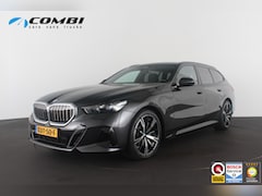 BMW 5-serie Touring - 530e xDrive M Sport > Trekhaak/20inch/Head-up/Shadow-Line/360 camera/H&K