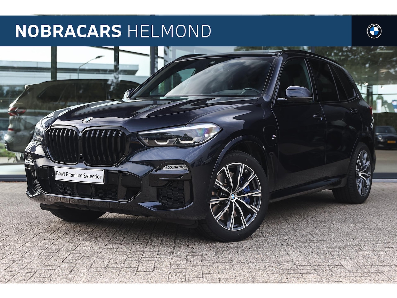 BMW X5 - xDrive45e High Executive M Sport Automaat / Panoramadak / Comfortstoelen / Achteruitrijcam - AutoWereld.nl