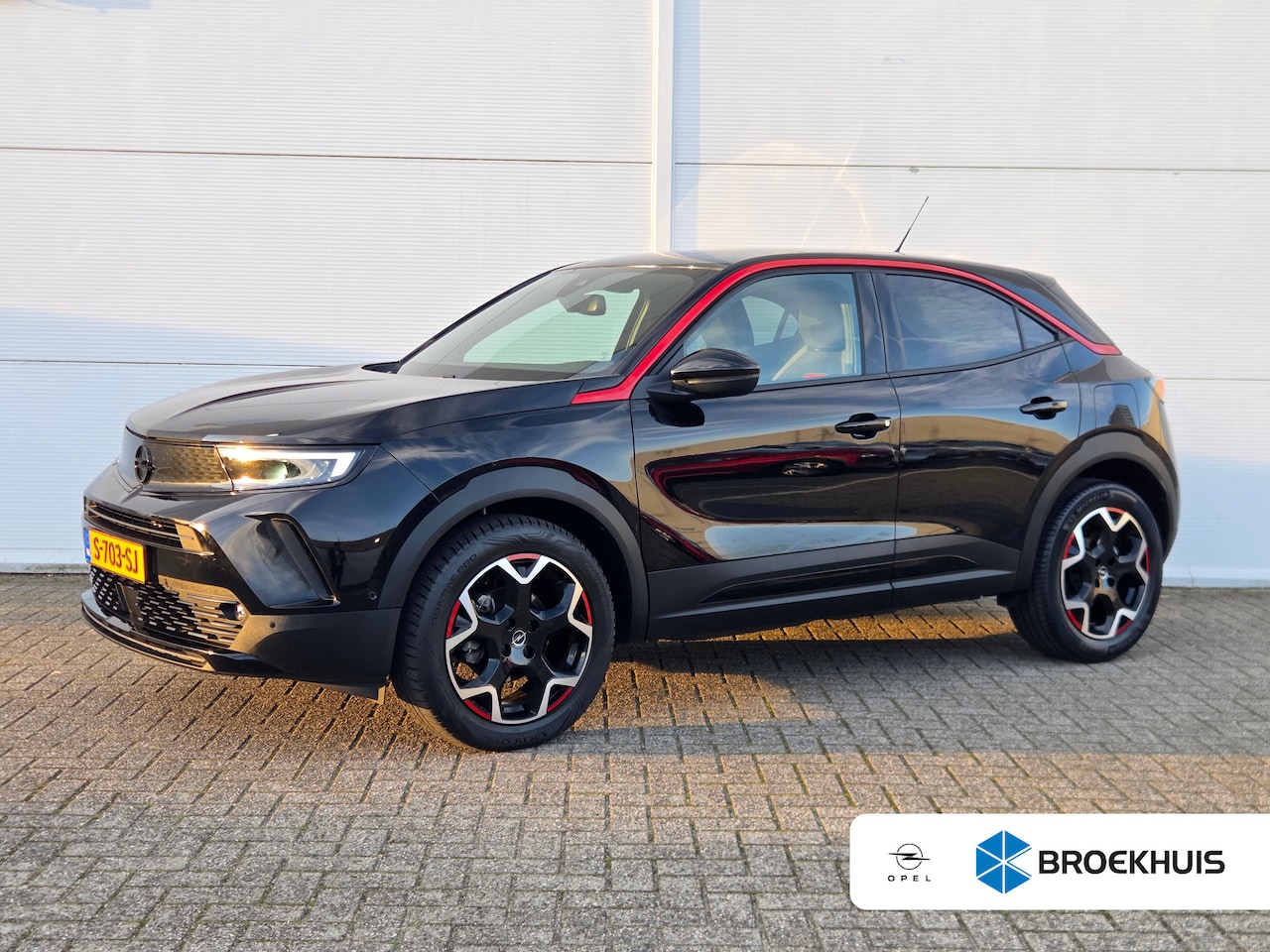 Opel Mokka - 1.2 Turbo Ultimate Cruise control / Dab / Voorstoelen verwarmd / stuurwiel verwarmd - AutoWereld.nl