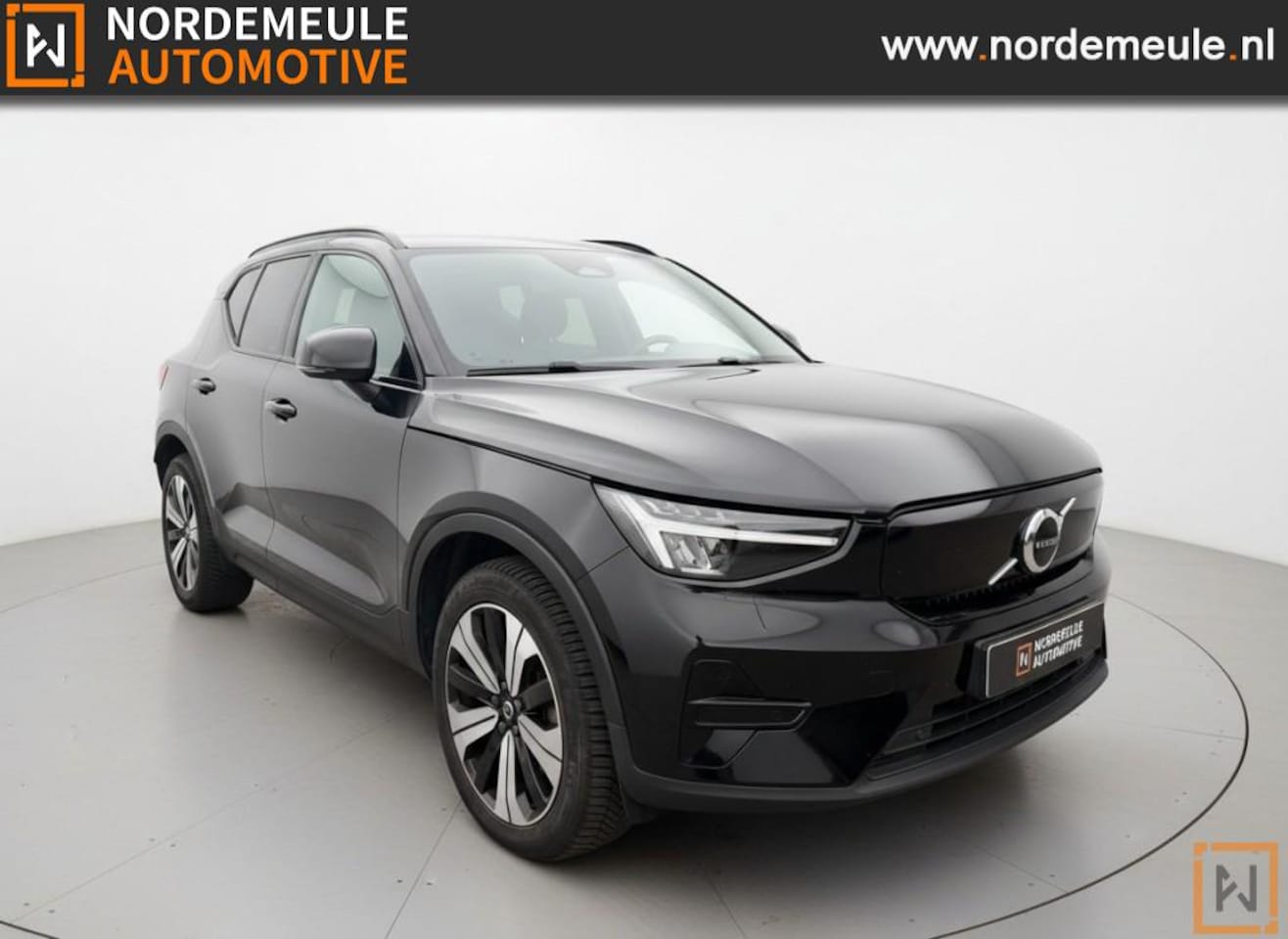 Volvo XC40 - RECHARGE PLUS 95% SOH. DAB+, TREKHAAk, CARPLAY - AutoWereld.nl