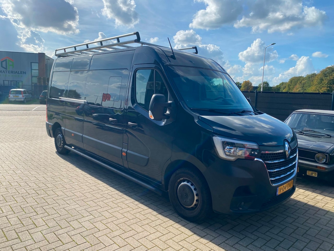 Renault Master - T35 2.3 dCi 180 L3H2 6-pers. Automaat 49dkm! - AutoWereld.nl