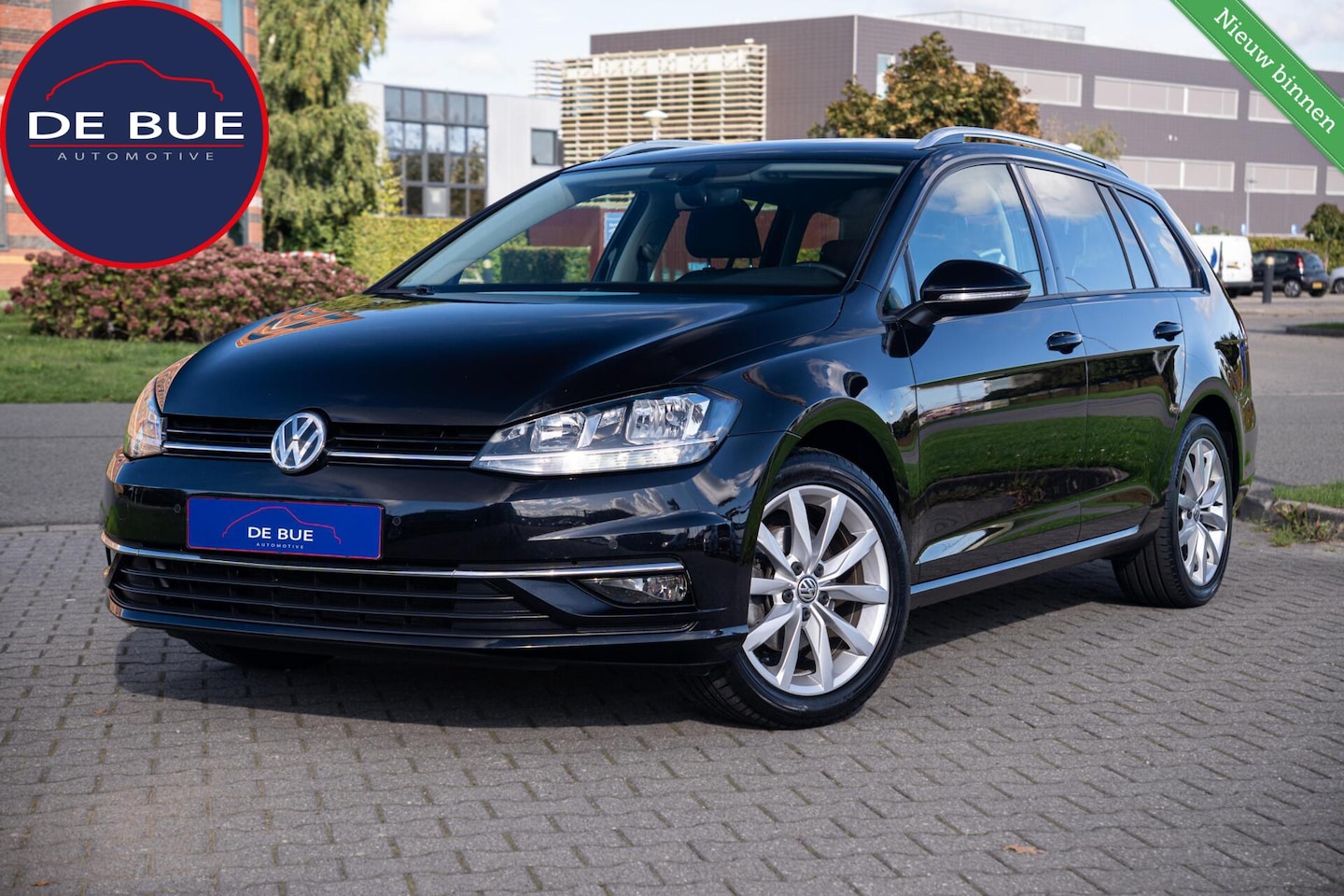 Volkswagen Golf Variant - 1.0 TSI Comfortline|Org.NL NAP|Trekhaak|CarPlay|Massage|Adaptive Cruise Control|Volledig O - AutoWereld.nl