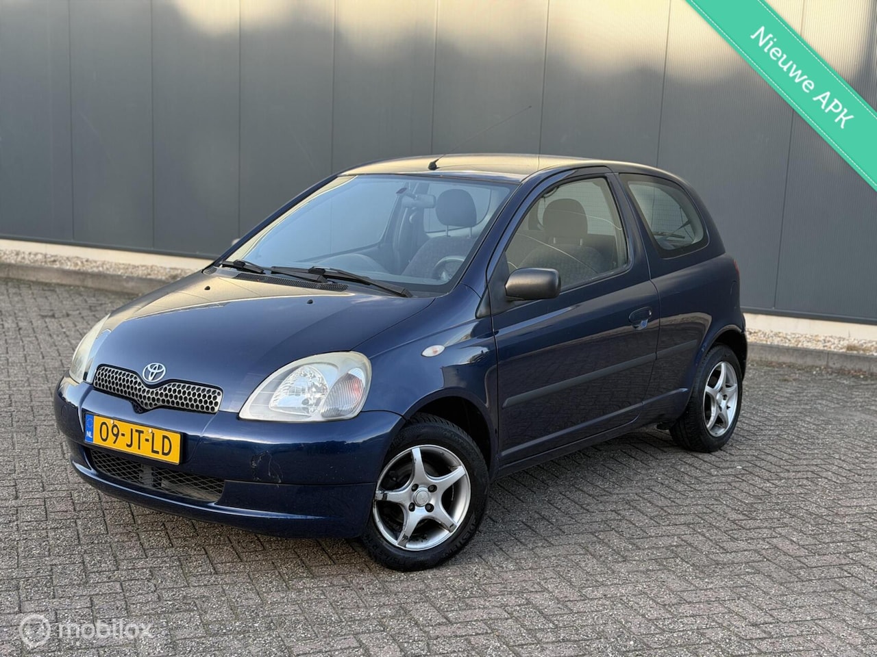 Toyota Yaris - 1.3-16V VVT-i Luna NAP/APK/NETTEAUTO - AutoWereld.nl