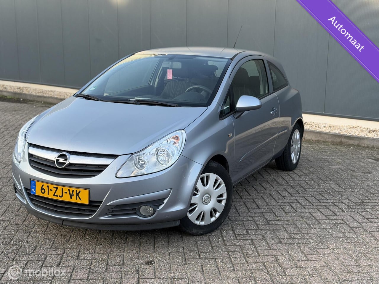Opel Corsa - 1.2-16V Business AUTOMAAT/NAP/CLIMA - AutoWereld.nl