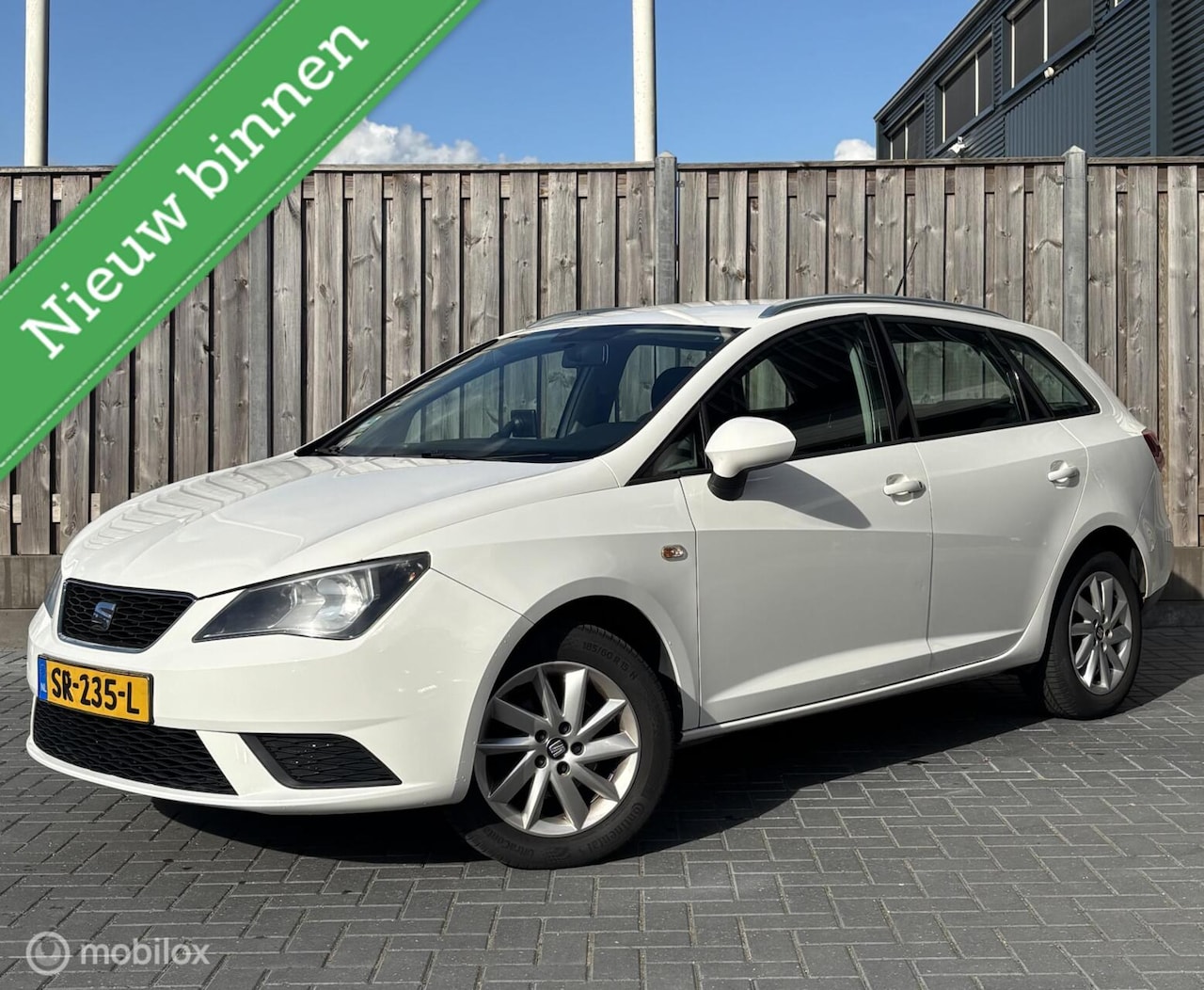 SEAT Ibiza ST - 1.2 TSI Style/PDC/NAVI/NW DISTR KETTING/AIRCO - AutoWereld.nl