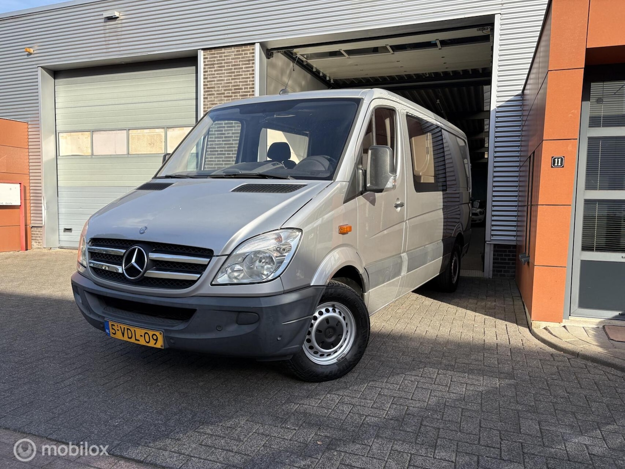 Mercedes-Benz Sprinter - bus 210 D hoog GVW l/h - AutoWereld.nl