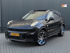 Lynk & Co 01 - 1.5 Panoramadak | NAP | 360 camera | Carplay | Stoelverw. | 20” LMV