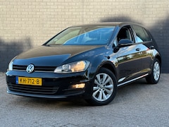 Volkswagen Golf - 1.6 TDI Bluemotion Bj 2016 Zwart 5Drs ECC Airco Navi Pdc v+a