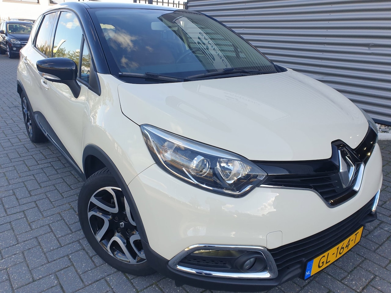 Renault Captur - 1.2 TCe Dynamique Automaat Climate-Cruise-Achteruit Camera Trekhaak - AutoWereld.nl