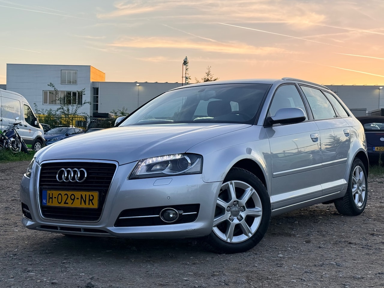 Audi A3 Sportback - 1.8 TFSI Ambition Pro Line S 1.8 TFSI Ambition Pro Line S/LED/ AUTOMAAT - AutoWereld.nl