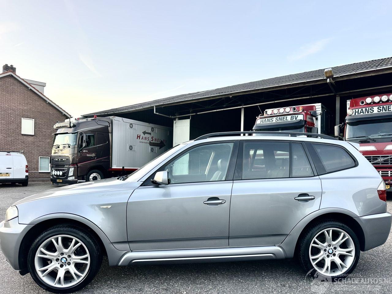 BMW X3 - 3.0si 272pk 4WD aut high exe M-sport - pano - leer - stoelverw - xenon - pdc v+a - afn tre - AutoWereld.nl