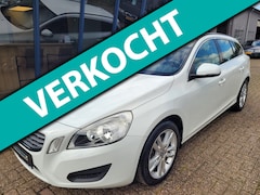 Volvo V60 - 1.6 T4 Momentum 180PK 1e Eigenaar & 36.962KM