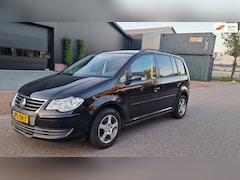Volkswagen Touran - 1.4 TSI Business 7 PERS CARPLAY NAVI PSENSOR CRUISE