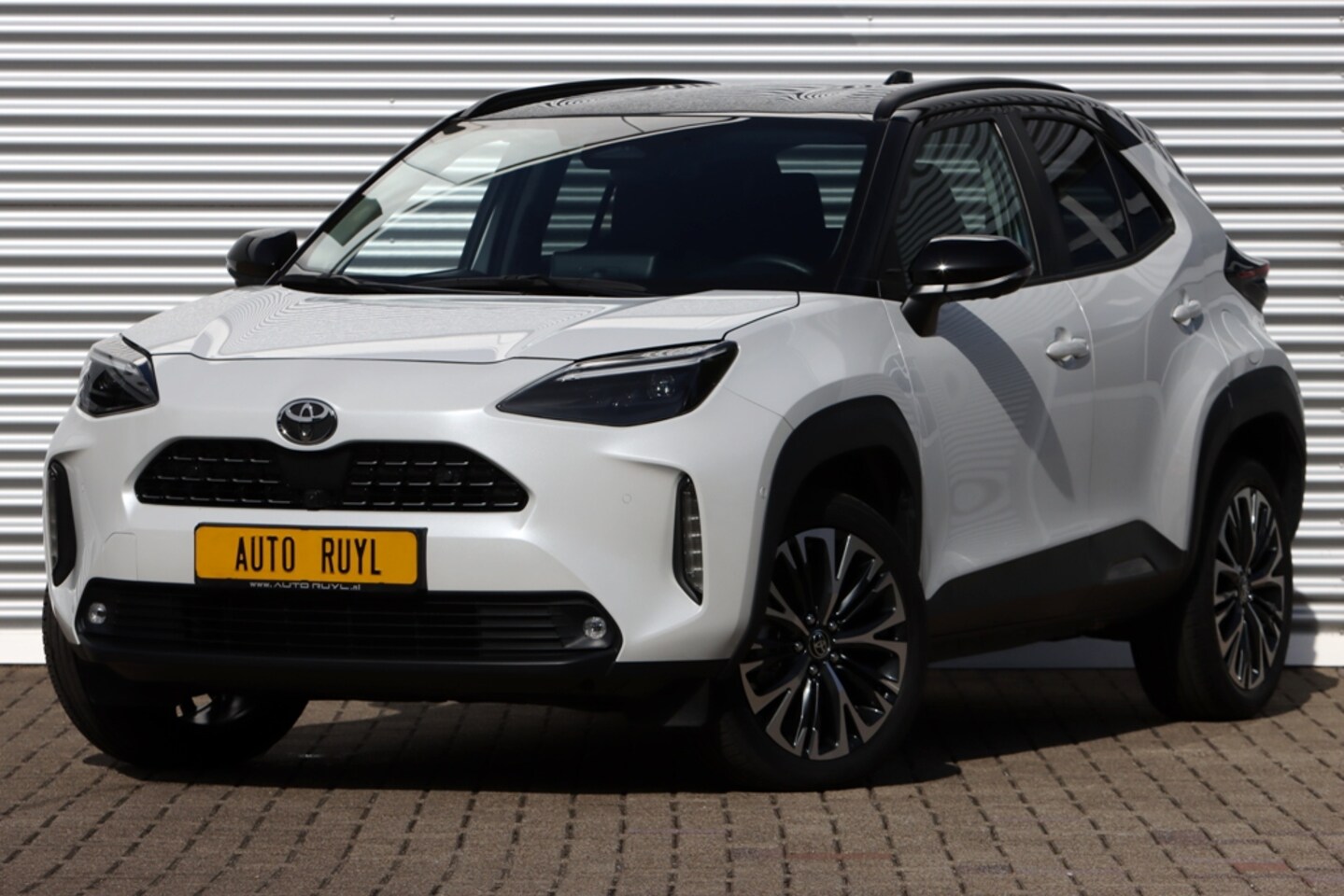 Toyota Yaris Cross - 1.5 Hybrid 130 Executive 360Gr. / Bi-Tone - AutoWereld.nl