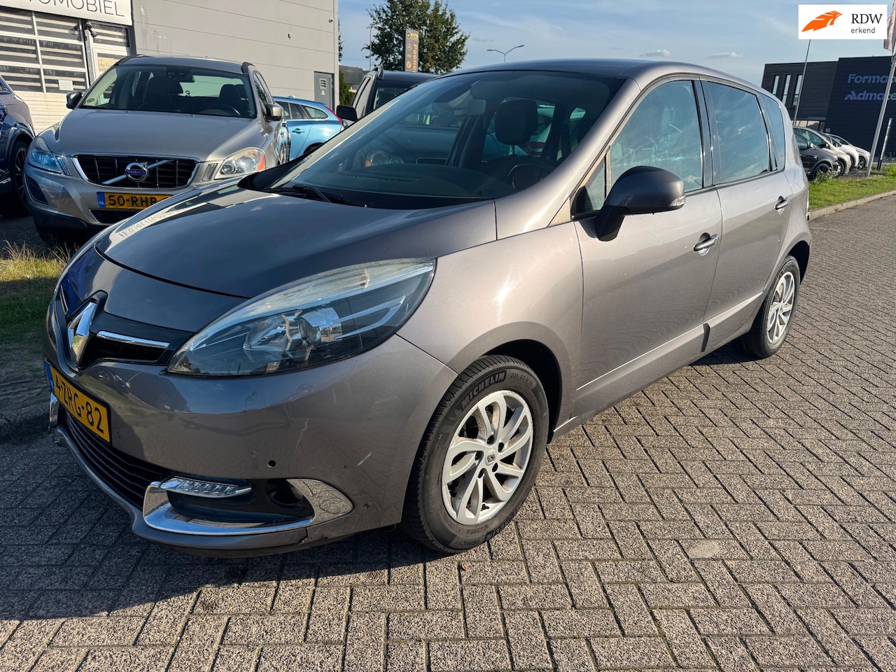 Renault Scénic - 1.5 dCi Bose NAP Garantie APK oktober 2027 - AutoWereld.nl