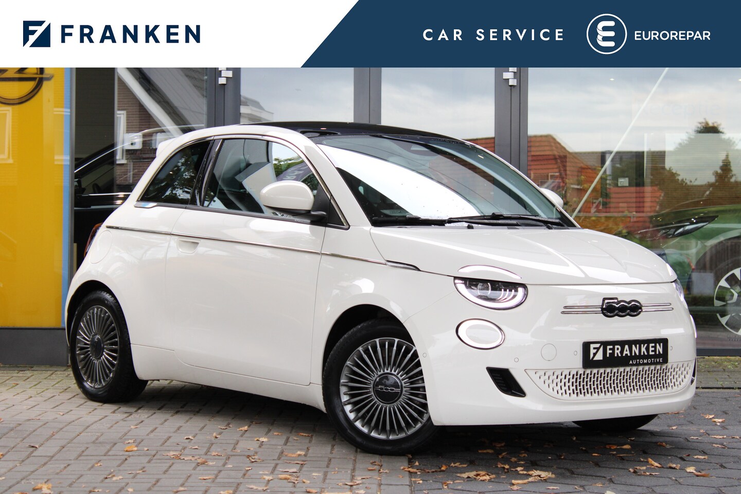 Fiat 500e - Icon 42 kWh | Panoramadak | Parkeersensoren | Achteruitrijcamera | Airco - AutoWereld.nl