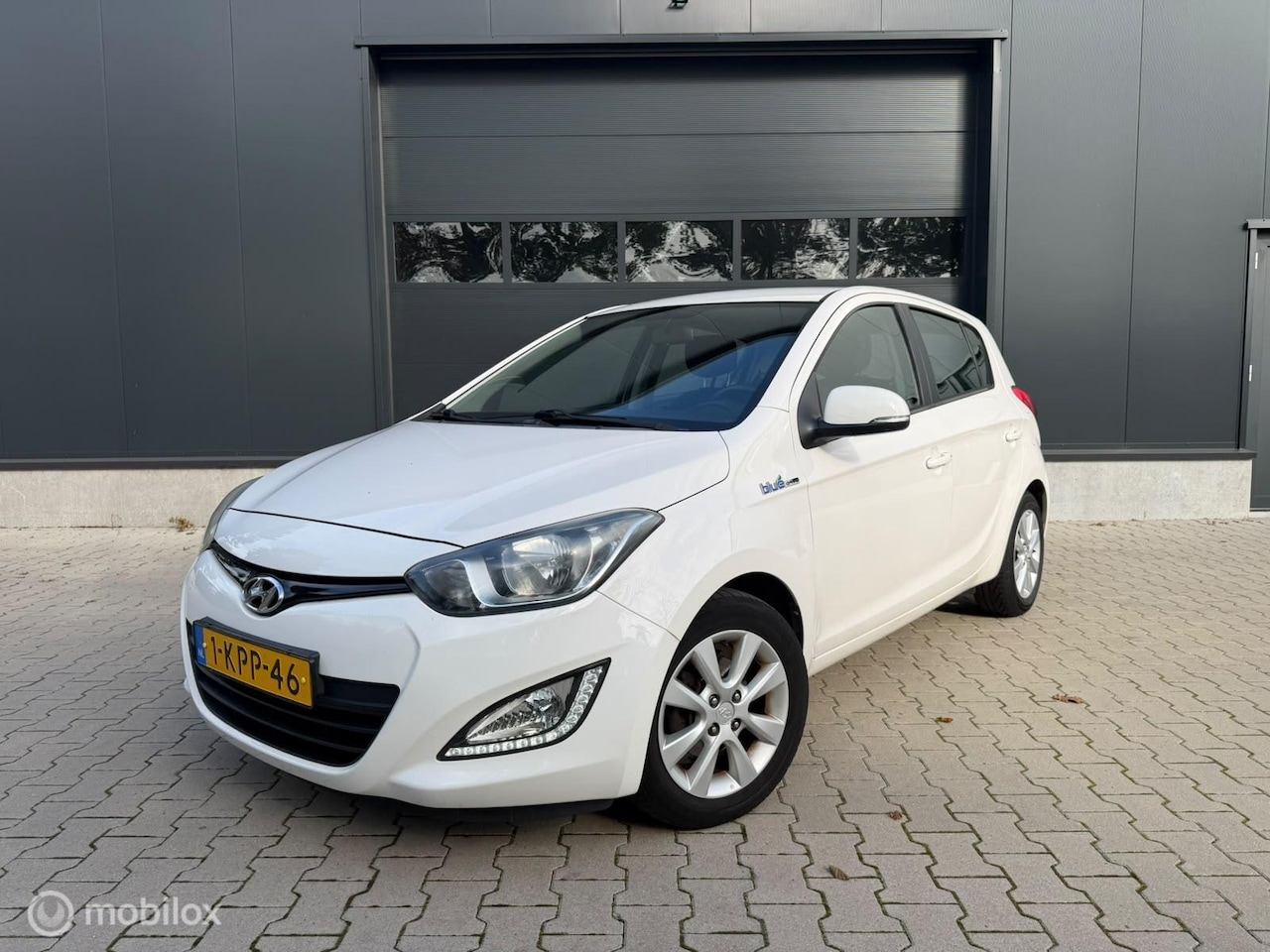 Hyundai i20 - 1.2i i-Motion Airco Nw APK NAP Weinig KM - AutoWereld.nl
