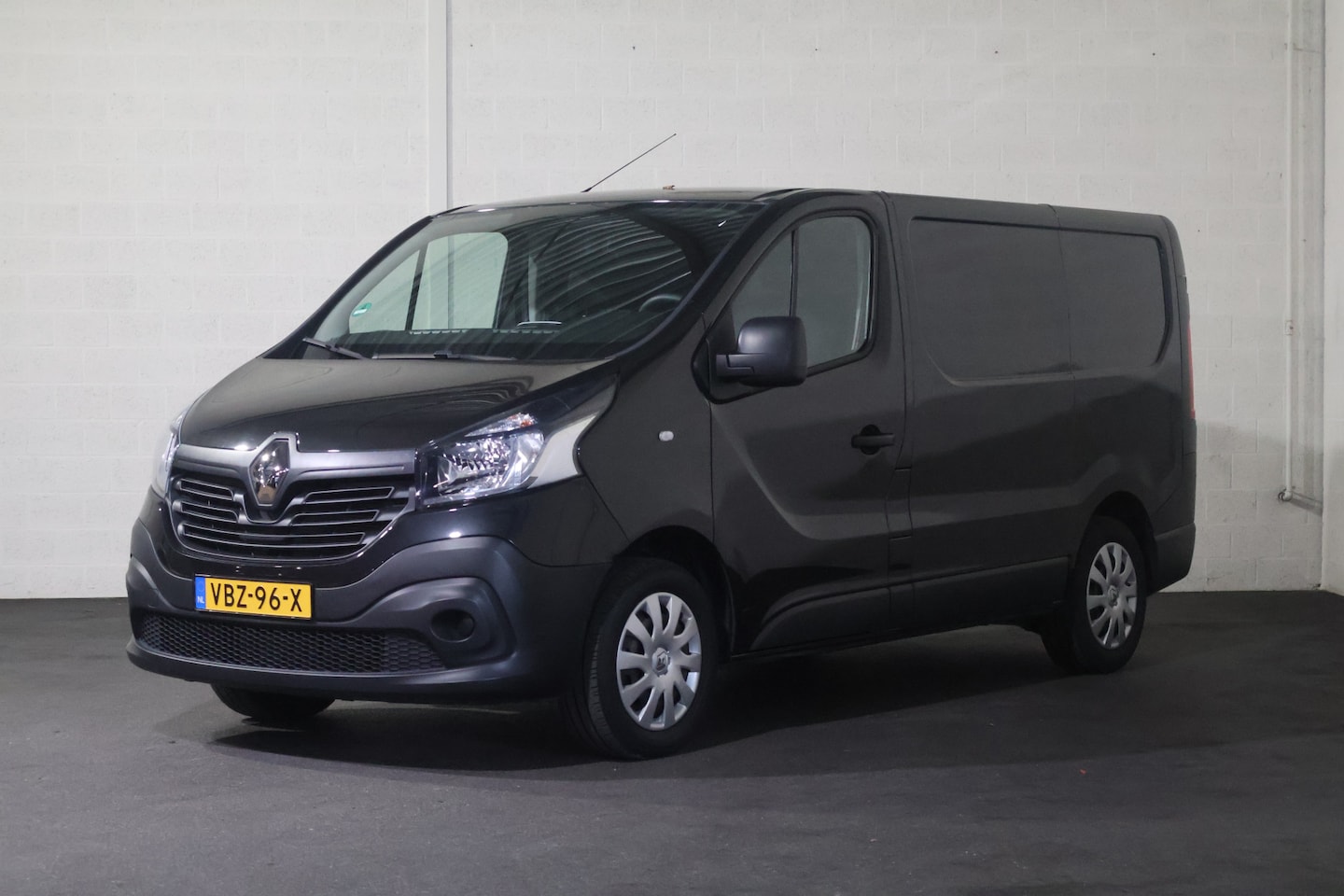 Renault Trafic - 1.6 dCi T27 L1H1 Airco Trekhaak - AutoWereld.nl