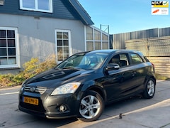Kia Pro cee'd - 1.6 CVVT X-ecutive | Nieuwe APK | Airco | El. Ramen | Parkeersensoren | Sportvelgen | Rijk