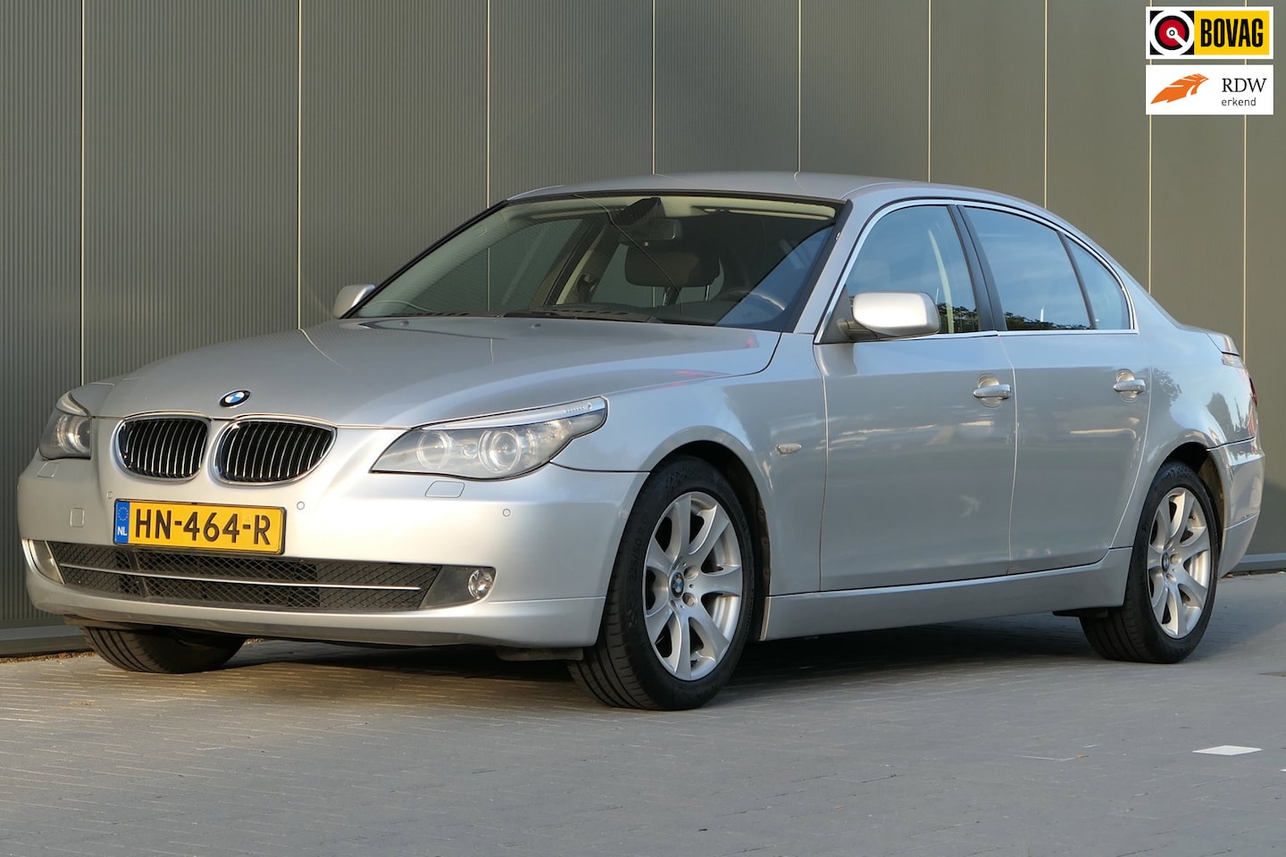 BMW 5-serie - 523i Business Line Edition II 6-Cilinder Youngtimer Stoelverwarming - AutoWereld.nl
