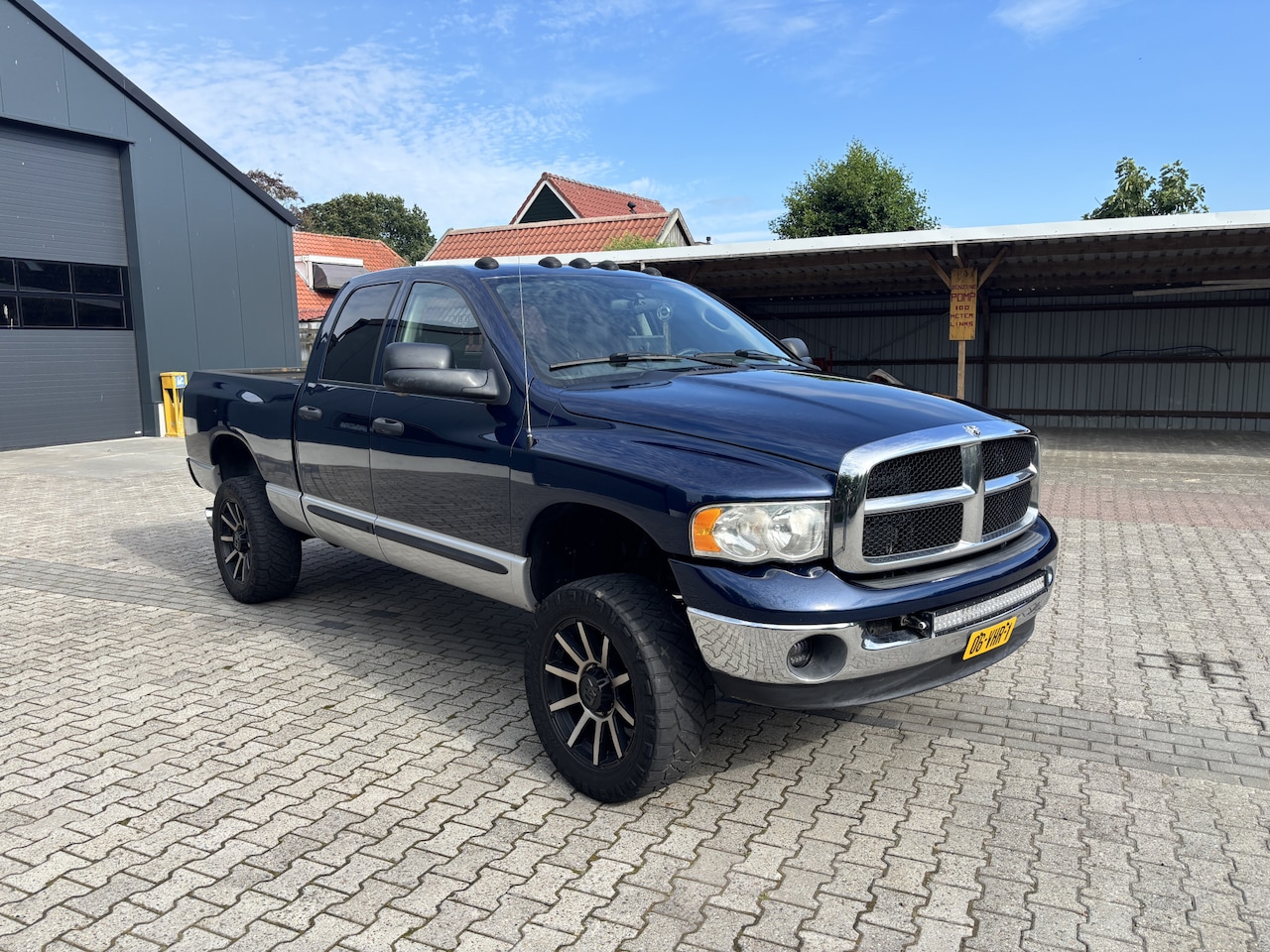 Dodge Ram 2500 - SLT 5.9L Cummins. 4wd, Geen Km heffing, Youngtimer. - AutoWereld.nl