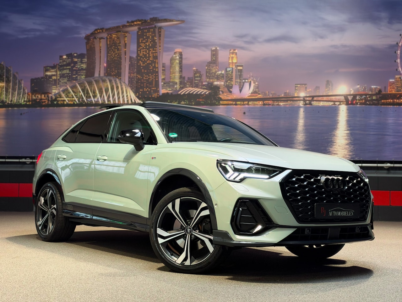 Audi Q3 Sportback - 45 TFSI e 3xS-Line TAURUS SILBER |B&o|MEMORY|Keyless|Leder|Sfeer|Panorama|360cam - AutoWereld.nl