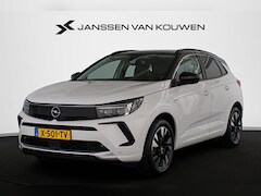 Opel Grandland - 1.2 Turbo Level 3 Trekhaak Stuur/Stoelverwarming Keyless