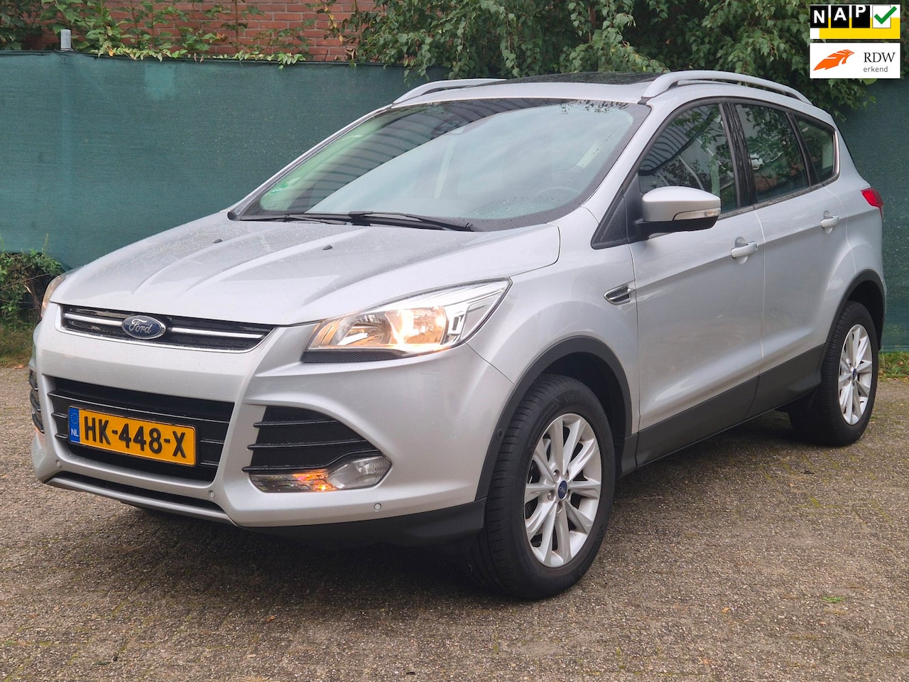 Ford Kuga - 1.5 Titanium van 1e eigenaar! Nette auto - AutoWereld.nl