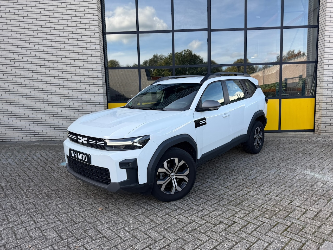 Dacia Bigster - 1.8 Hybrid 155 Expression 1.8 Hybrid 155 Expression, lage kilometers - AutoWereld.nl