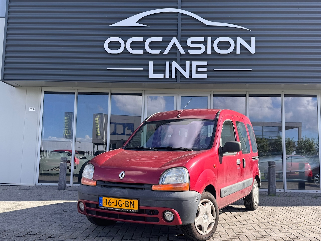 Renault Kangoo - 1.4 Privilège | Automaat | dubbel gaspedaal - AutoWereld.nl