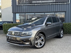 Volkswagen Tiguan - 1.5 TSI 150pk DSG / Aut. R-Line Panoramadak Trekhaak CarPlay 19" 95dkm
