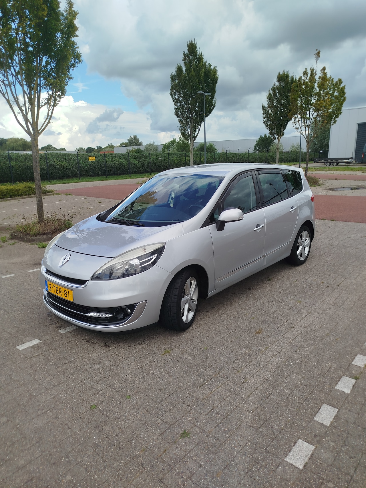 Renault Scénic - 1.6 dCi Privilege 7 persoon - AutoWereld.nl