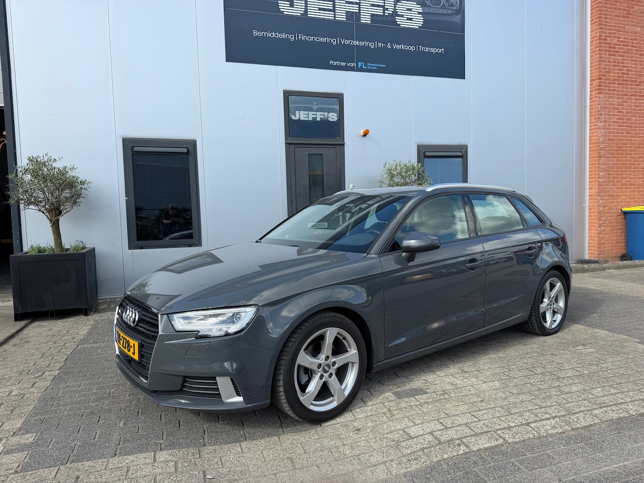 Audi A3 Sportback - 35 TFSI CoD Sport Lease Edition 35 TFSI CoD Sport Lease Edition - AutoWereld.nl
