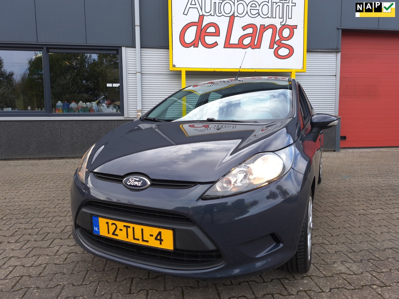 Ford Fiesta - 1.25 Trend hele mooie weinig km! nw APK - AutoWereld.nl