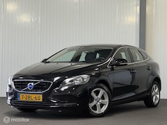 Volvo V40 - 2.0 D4 Momentum Business [ NAP climate navi ]