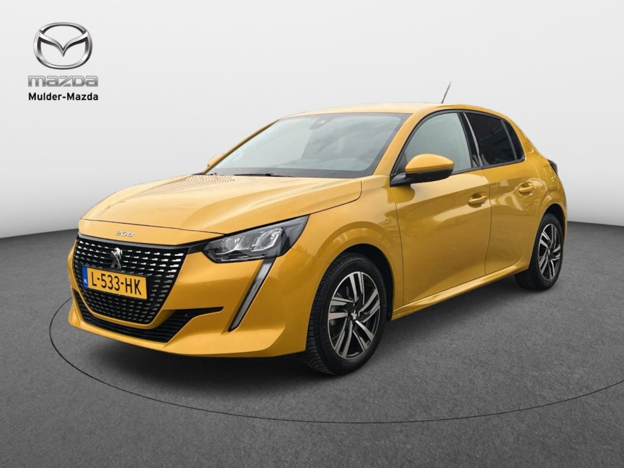 Peugeot 208 - 1.2 PureTech Allure | Parkeersensoren | Navi | NL Auto | Cruise - AutoWereld.nl