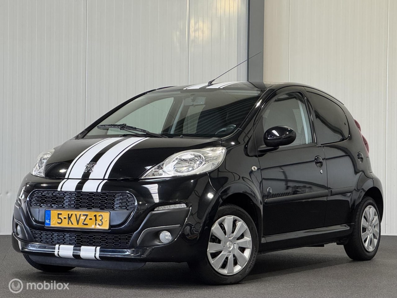 Peugeot 107 - 1.0 Envy 5-drs [ NAP airco LED facelift ] - AutoWereld.nl
