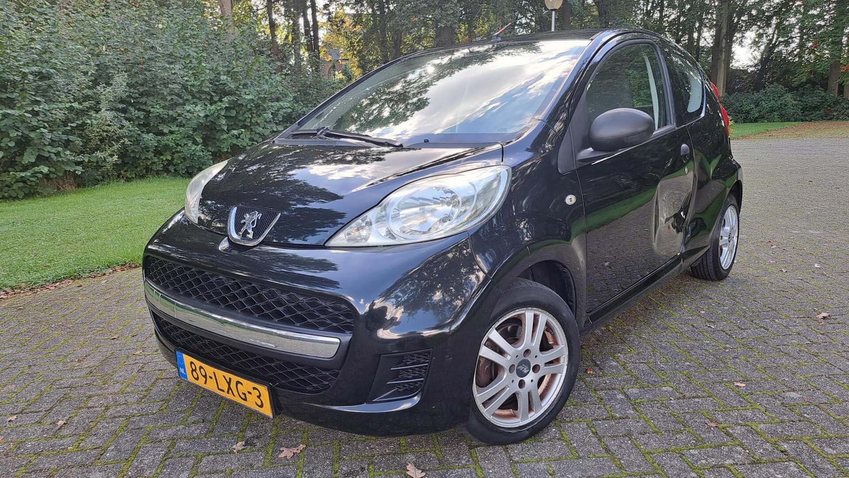 Peugeot 107 - 1.0-12V XR LM-VELGEN NETTE GOED ONDERHOUDEN AUTO - AutoWereld.nl