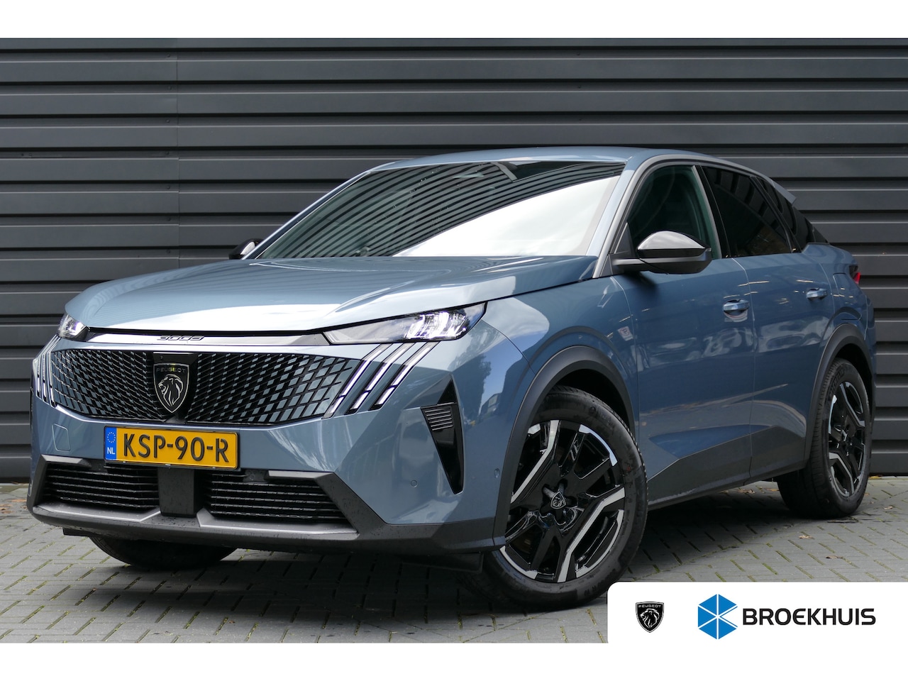 Peugeot e-3008 - Allure | Elektrische parkeerrem | Extra getinte achterste zijruiten en achterruit - AutoWereld.nl