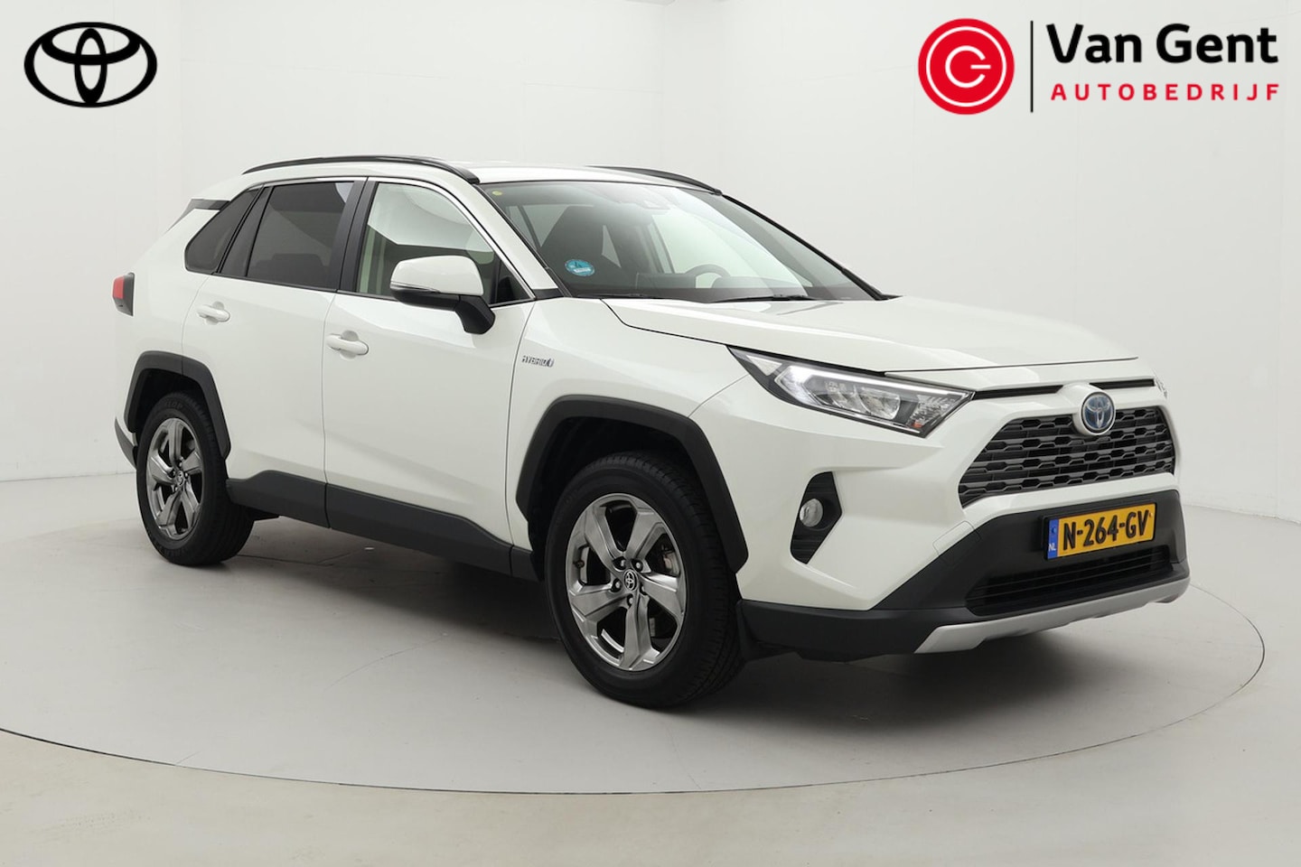 Toyota RAV4 - 2.5 Hybrid First Edition | Trekhaak | Apple Carplay / Android Auto | Adaptive Cruise | Par - AutoWereld.nl