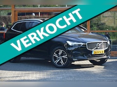 Volvo XC60 - T5 R-Design | Panoramadak | Camera | Standkachel | Verwarmd stuur / stoelen | Dealeronderh