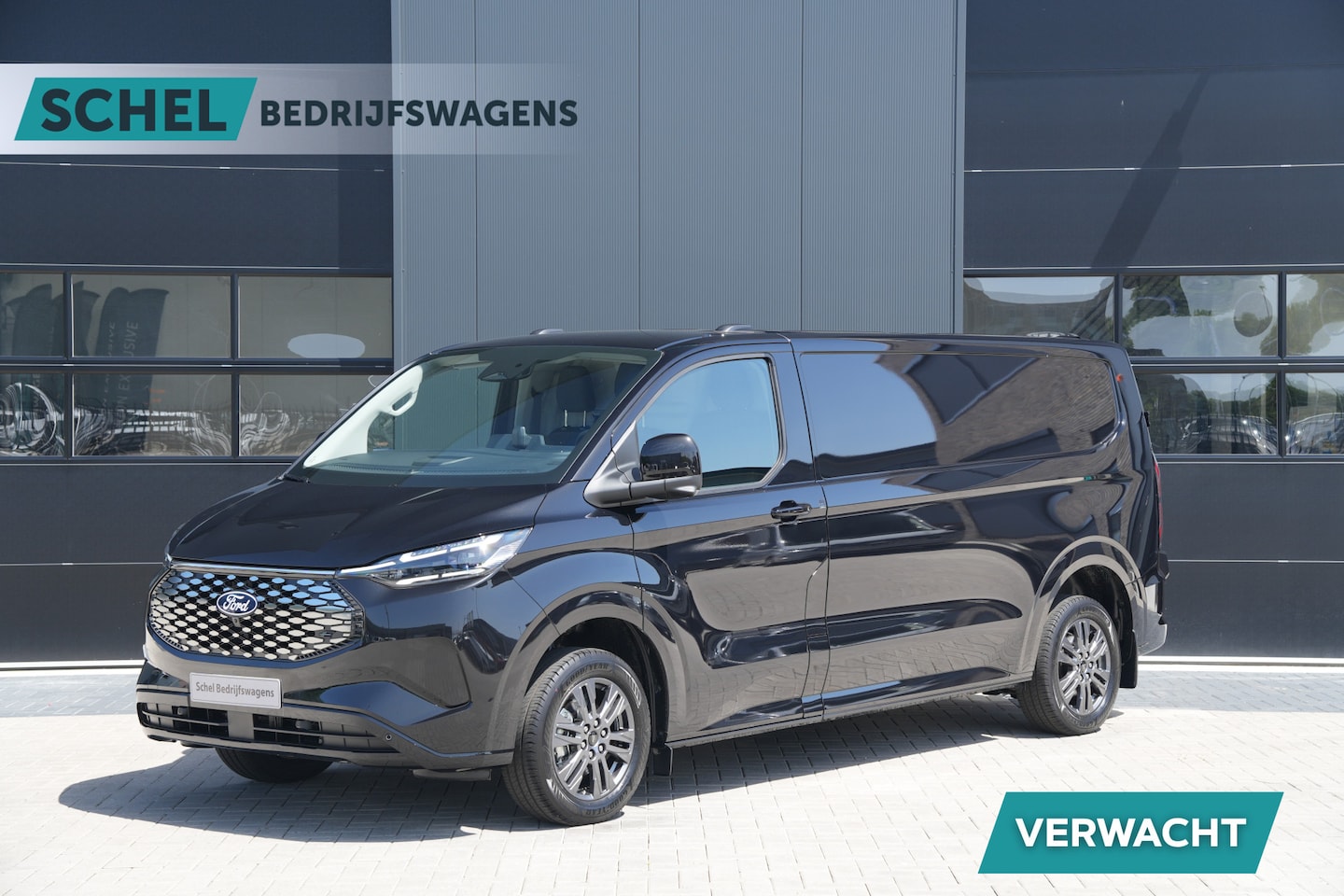 Ford Transit Custom - E-Transit 340 L2H1 Limited 71 kWh 218pk - Carplay - Camera - Stoel-stuurverwarming - Rijkl - AutoWereld.nl