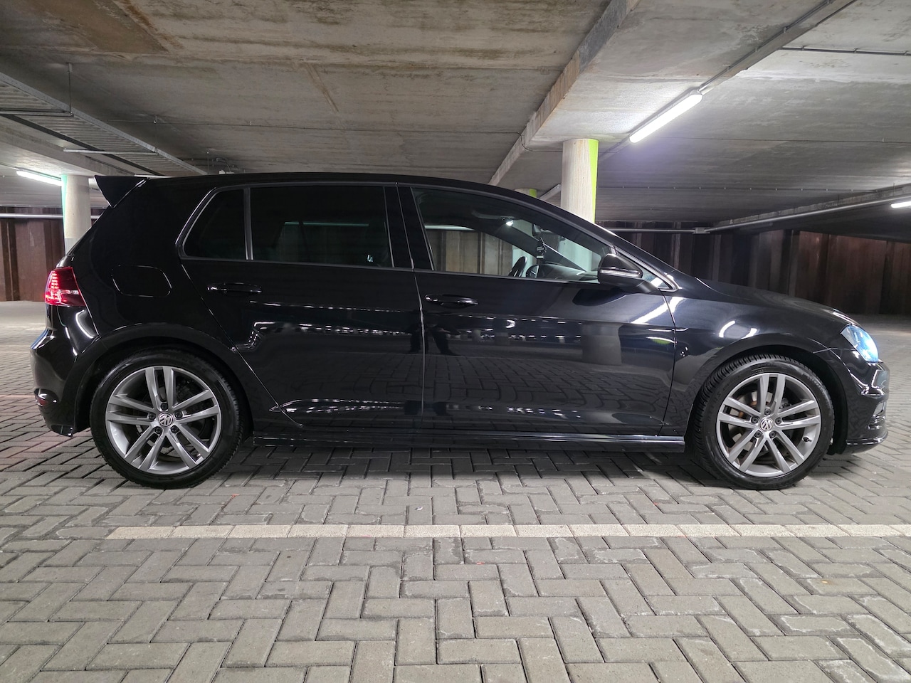 Volkswagen Golf - 1.2 TSI Highline - AutoWereld.nl