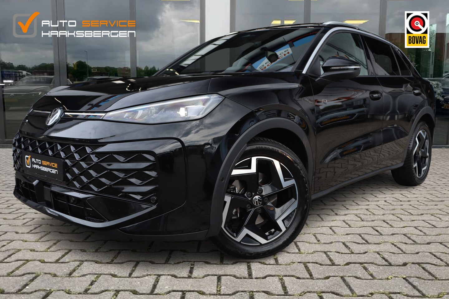 Volkswagen T-Roc - 1.5 eTsi R-Line | Camera | ACC | Winter Pakket | Fabrieksgarantie - AutoWereld.nl