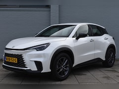 Lexus LBX - Business Line 2WD Limited Automaat 136pk | Dodehoekdetectie | Stoelverwarming | Draadloze