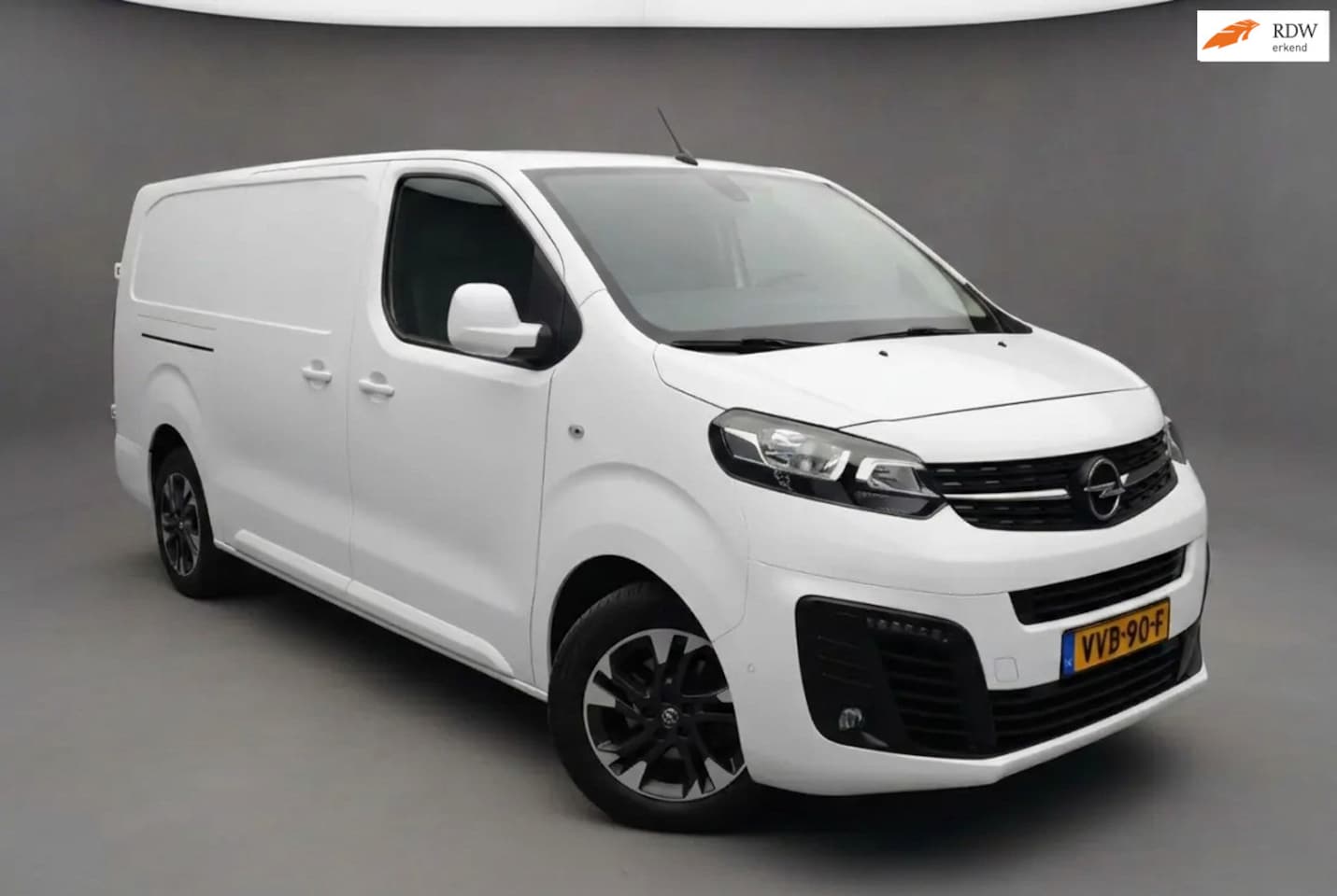 Opel Vivaro - L3H1|Automaat|Carplay|Cruise|Trekhaak - AutoWereld.nl